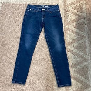 Levi’s Denizen Blue Jeans